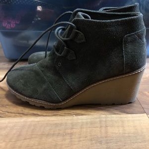TOMS bootie sz 9